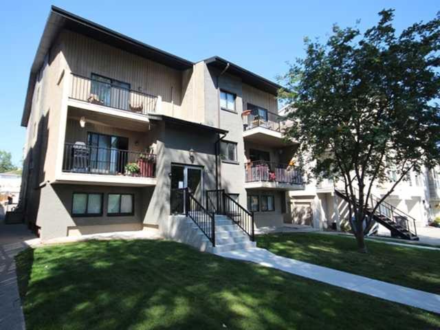 Cozy 2-Bedroom Condo Near Downtown, With Laundry, Parking, Balcony Calgary Luaran gambar